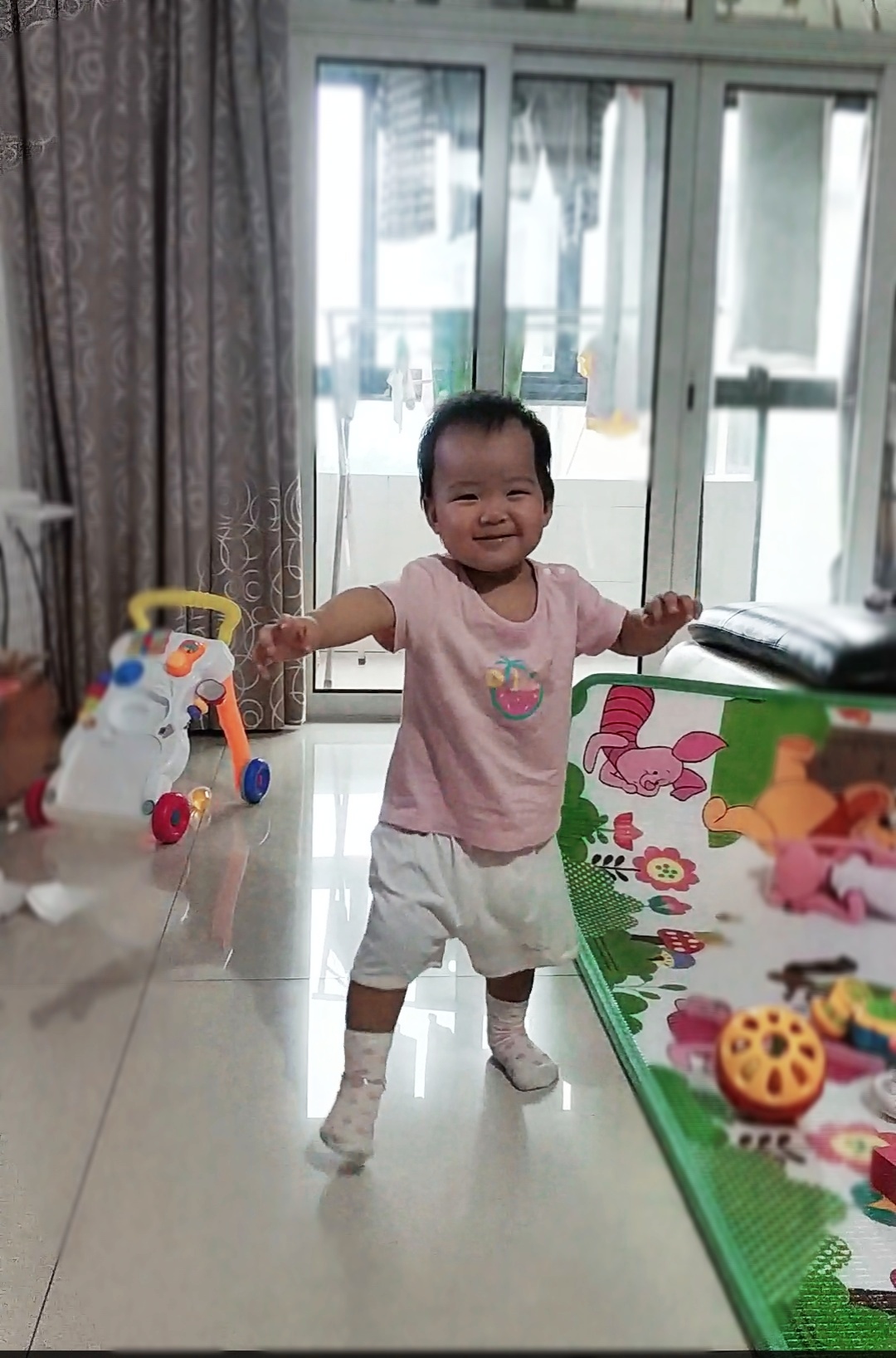 会走路的小胖妞